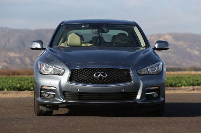 2014 Infiniti Q50 - фотография 37 из 65