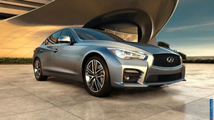 2014 Infiniti Q50 - фотография 39 из 65
