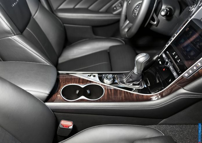 2014 Infiniti Q50 - фотография 62 из 65