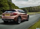 infiniti_2016_q30_059.jpg