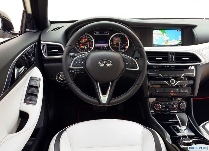 2016 Infiniti Q30 - фотография 92 из 122