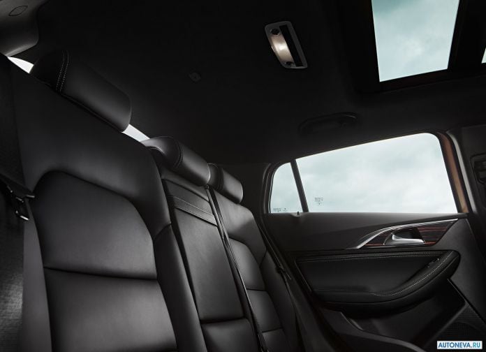 2016 Infiniti Q30 - фотография 104 из 122