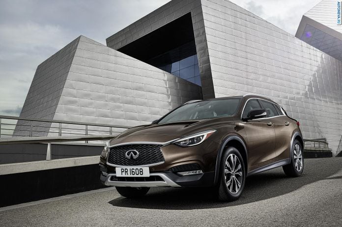 2016 Infiniti QX30 - фотография 4 из 30