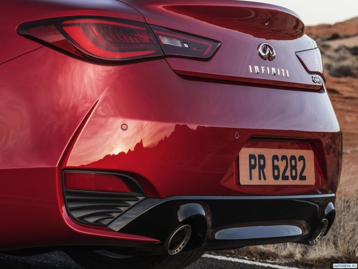 2017 Infiniti Q60 Coupe - фотография 10 из 19