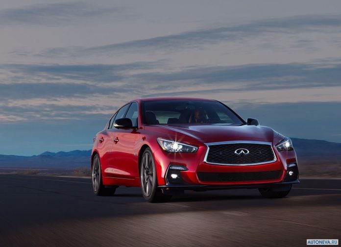 2018 Infiniti Q50 - фотография 1 из 74