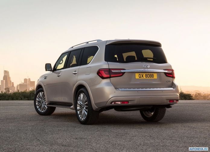 2018 Infiniti QX80 - фотография 23 из 71