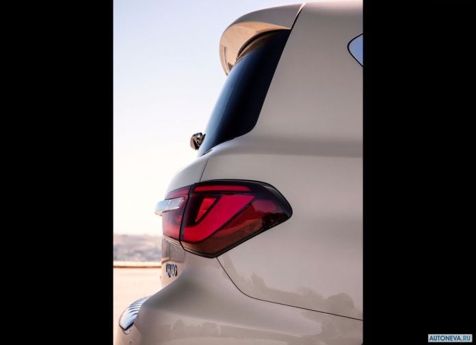 2018 Infiniti QX80 - фотография 66 из 71