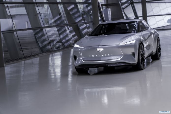 2019 Infiniti QS Inspiration Concept - фотография 2 из 40