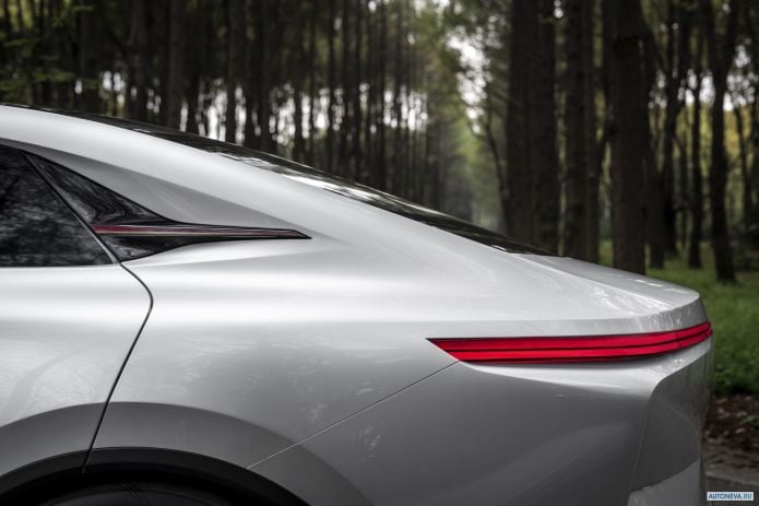 2019 Infiniti QS Inspiration Concept - фотография 33 из 40 2019 Infiniti QS Inspiration Concept - фотография 33 из 40