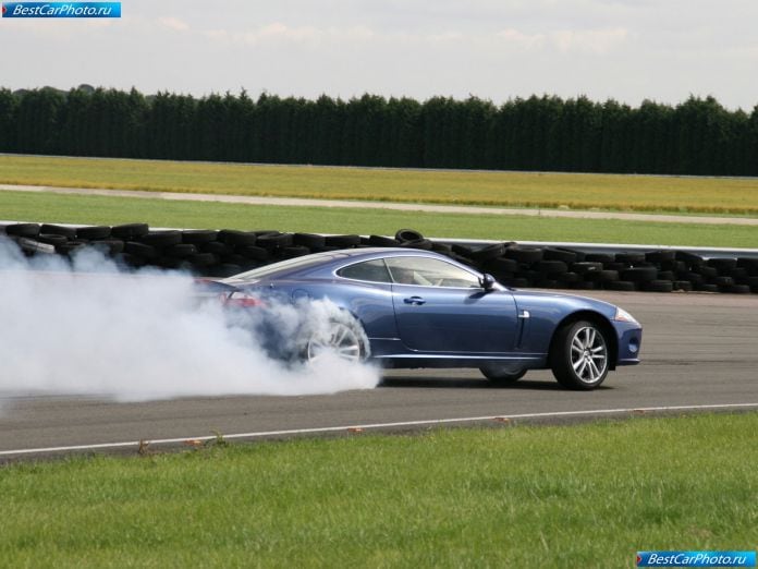 2007 Jaguar Xk - фотография 30 из 76