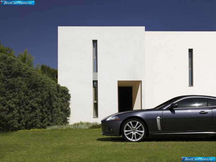 2007 Jaguar Xkr - фотография 13 из 32