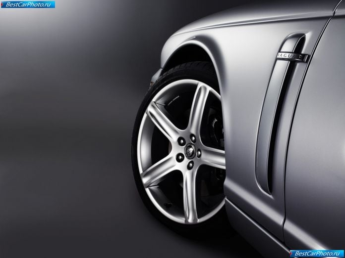 2008 Jaguar Xj - фотография 17 из 20