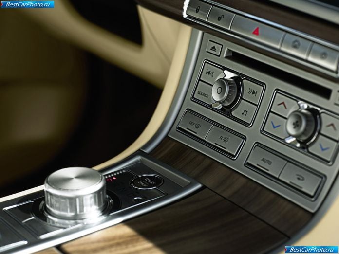 2009 Jaguar Xf - фотография 131 из 182