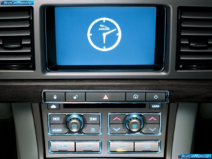 2009 Jaguar Xf - фотография 135 из 182