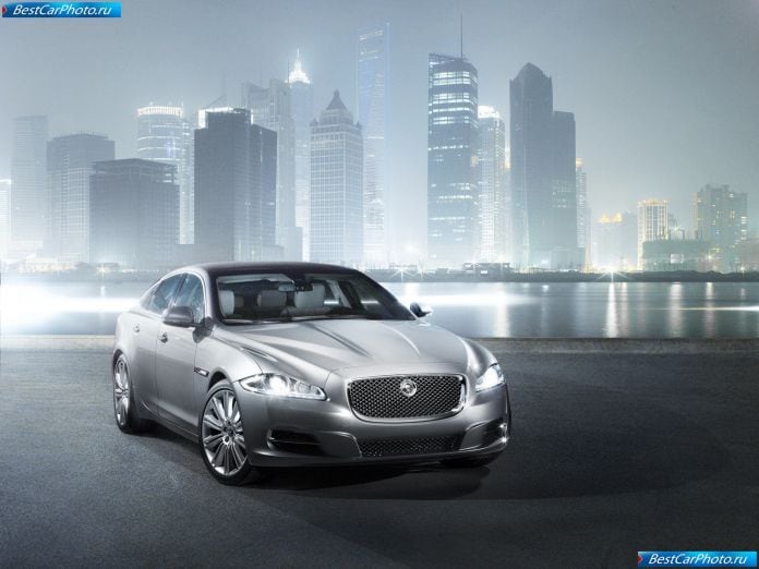 2010 Jaguar Xj - фотография 4 из 92
