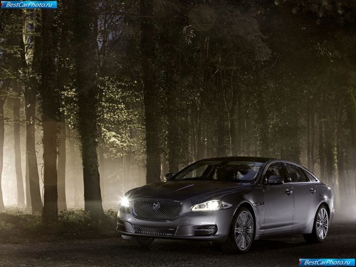 2010 Jaguar Xj - фотография 6 из 92