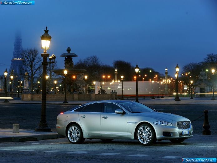2010 Jaguar Xj - фотография 9 из 92