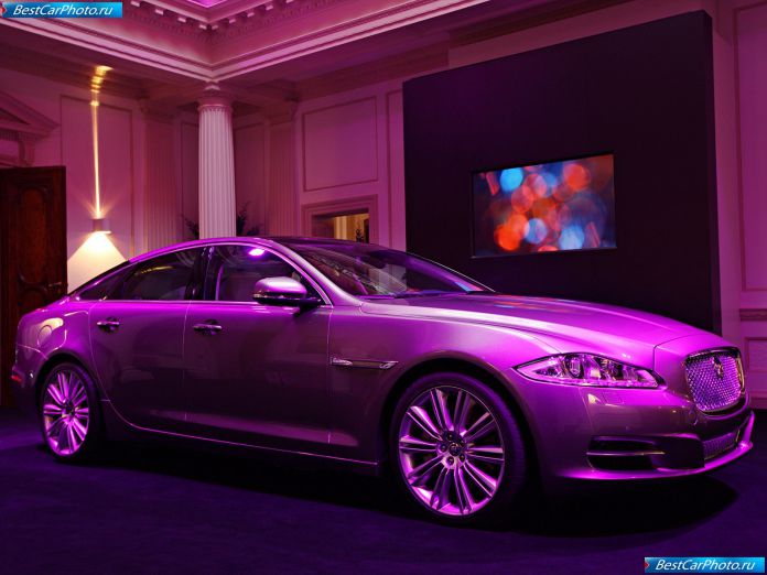 2010 Jaguar Xj - фотография 22 из 92