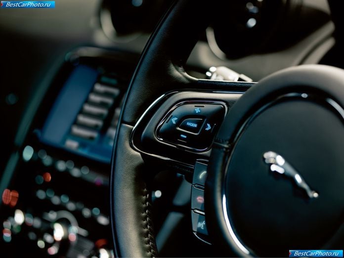 2010 Jaguar Xj - фотография 71 из 92