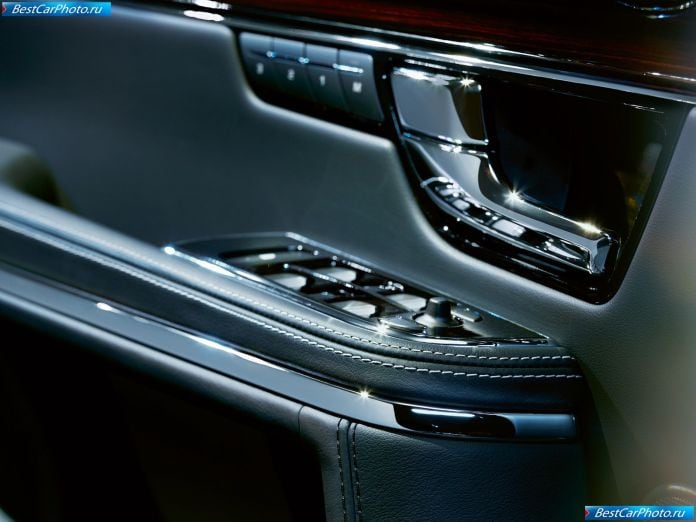 2010 Jaguar Xj - фотография 75 из 92