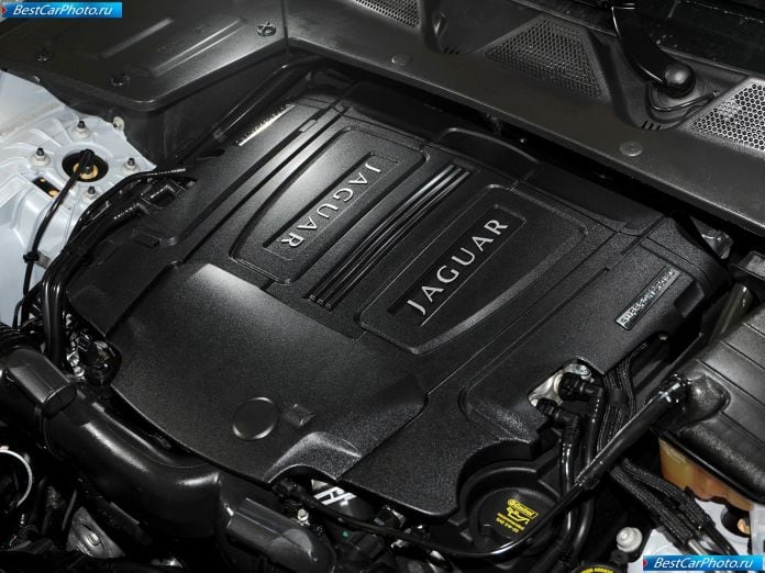 2010 Jaguar Xj - фотография 86 из 92