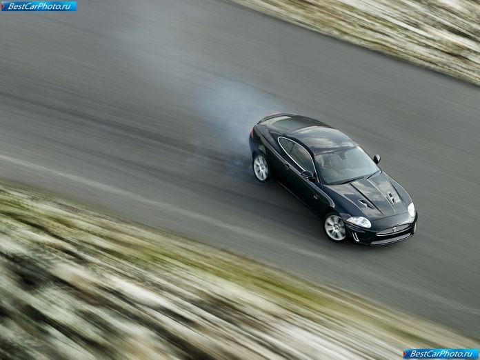2010 Jaguar Xkr - фотография 2 из 39