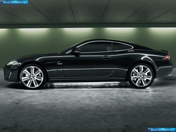 2010 Jaguar Xkr - фотография 11 из 39