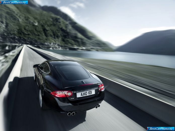 2010 Jaguar Xkr - фотография 16 из 39
