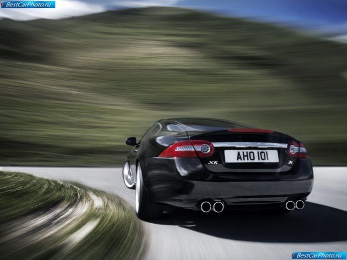 2010 Jaguar Xkr - фотография 17 из 39