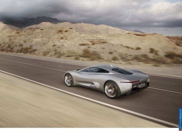 2010 Jaguar C-X75 Concept - фотография 12 из 72