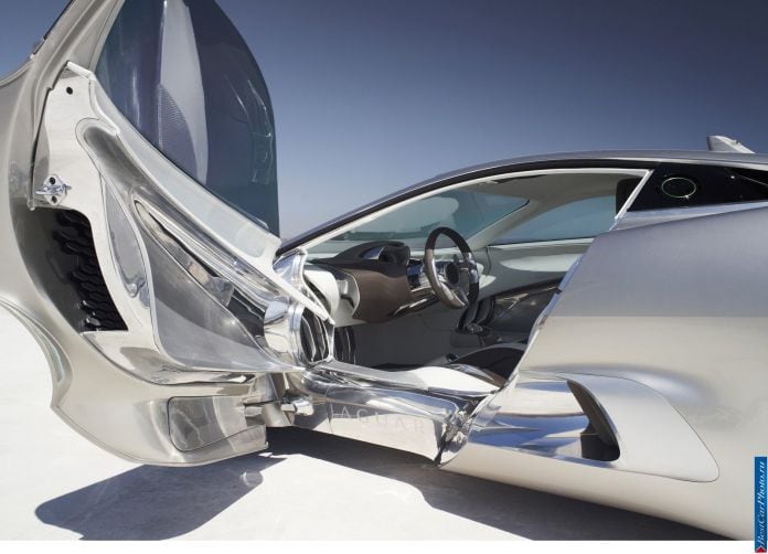2010 Jaguar C-X75 Concept - фотография 32 из 72