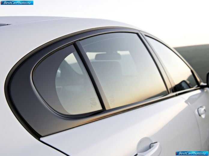 2011 Jaguar Xf Black Pack - фотография 13 из 17