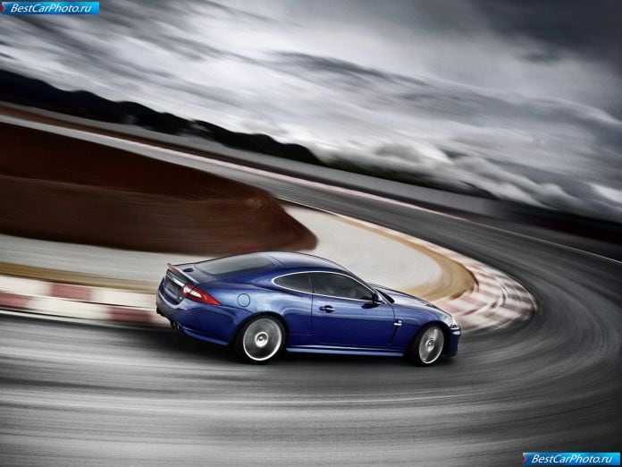 2011 Jaguar Xkr - фотография 16 из 34