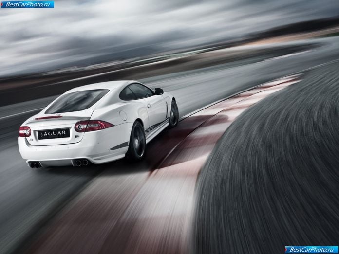 2011 Jaguar Xkr - фотография 18 из 34