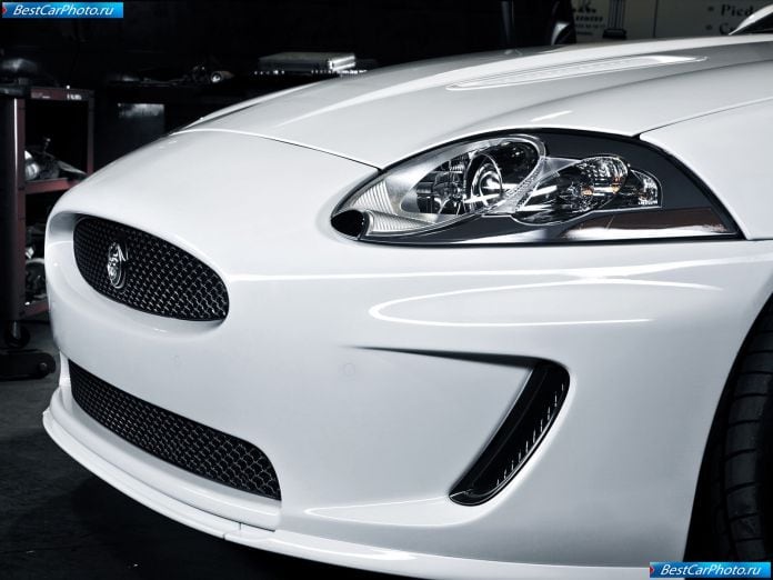 2011 Jaguar Xkr - фотография 29 из 34