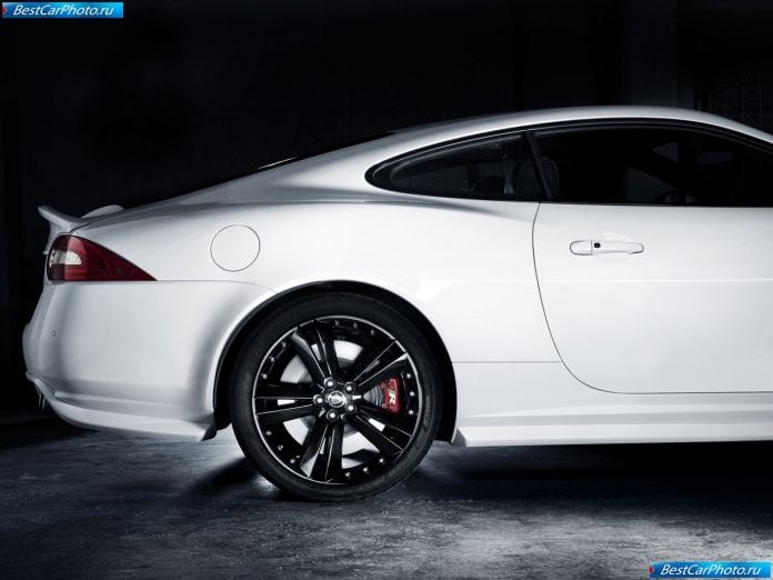 2011 Jaguar Xkr - фотография 30 из 34