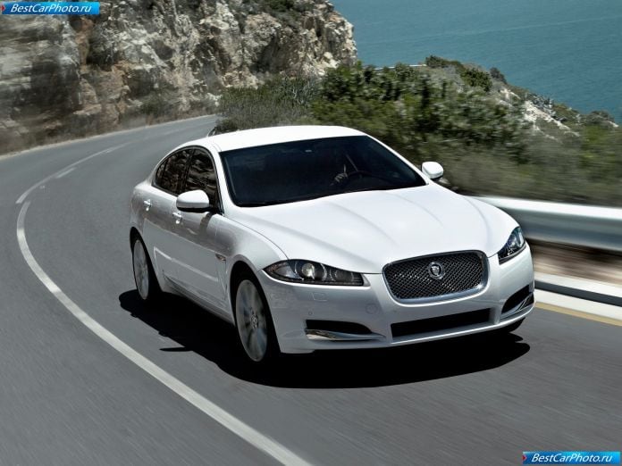 2012 Jaguar Xf - фотография 4 из 61