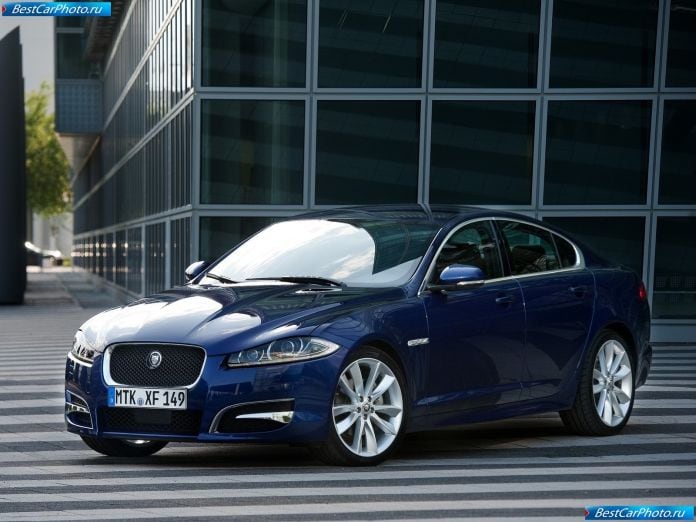 2012 Jaguar Xf - фотография 15 из 61