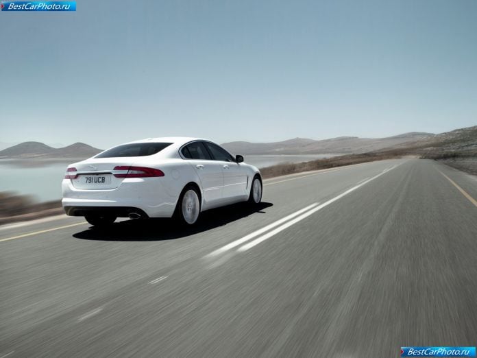 2012 Jaguar Xf - фотография 34 из 61