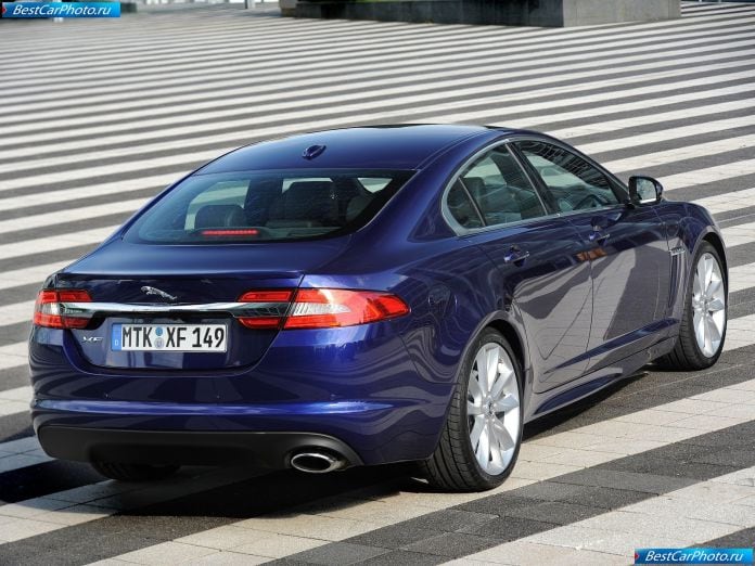 2012 Jaguar Xf - фотография 36 из 61
