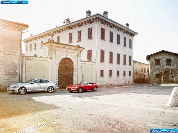2012 Jaguar Xf - фотография 48 из 61