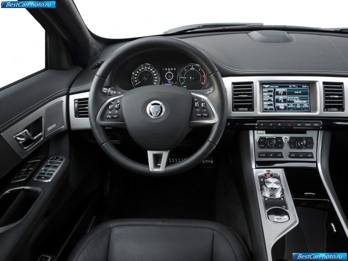 2012 Jaguar Xf - фотография 51 из 61