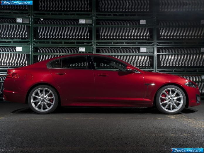 2012 Jaguar Xfr - фотография 7 из 15