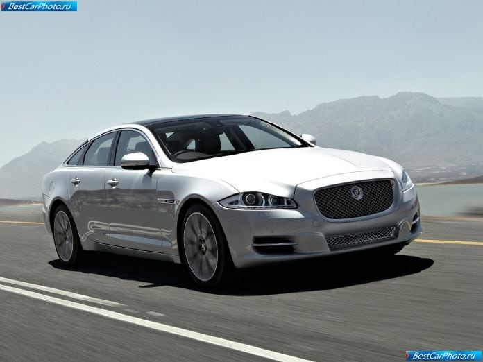 2012 Jaguar Xj - фотография 1 из 12