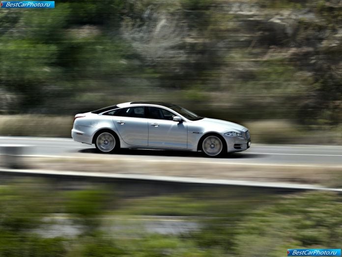 2012 Jaguar Xj - фотография 4 из 12