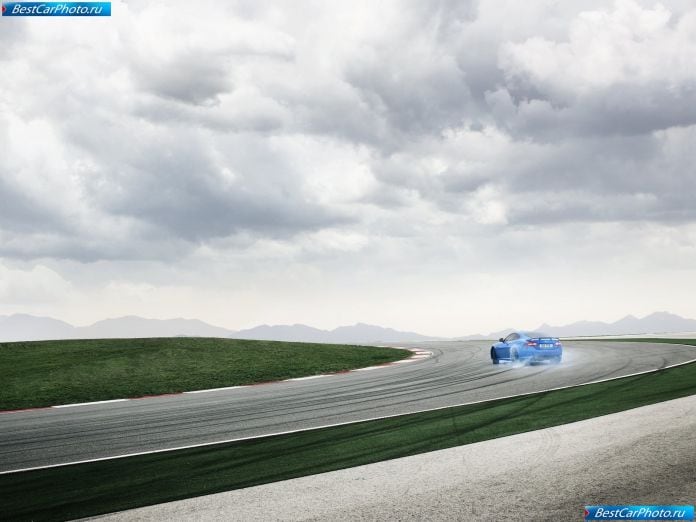 2012 Jaguar Xkr-s - фотография 11 из 17