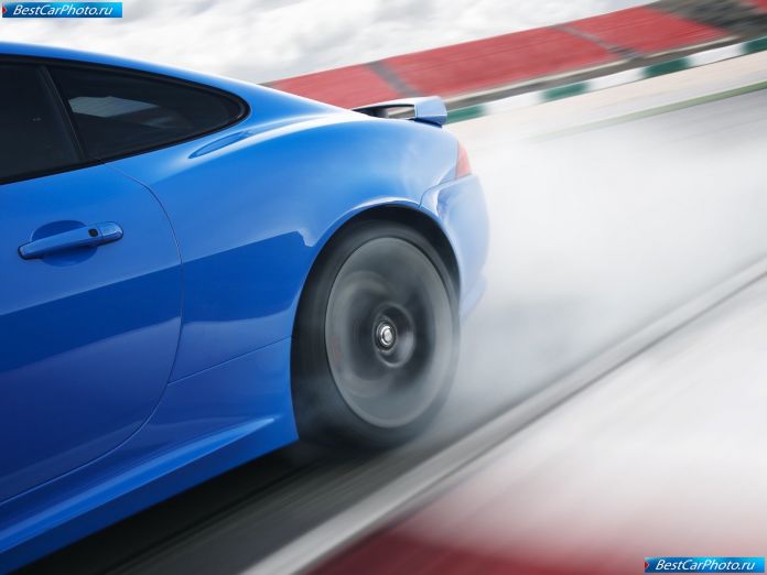 2012 Jaguar Xkr-s - фотография 16 из 17
