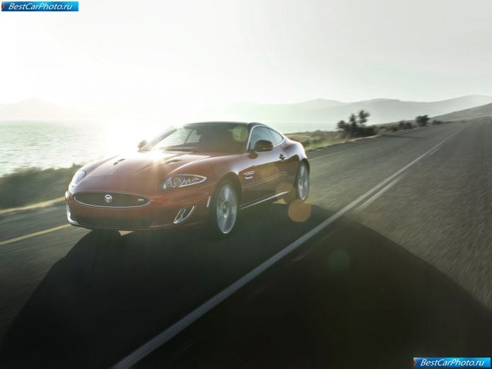 2012 Jaguar Xkr - фотография 2 из 9