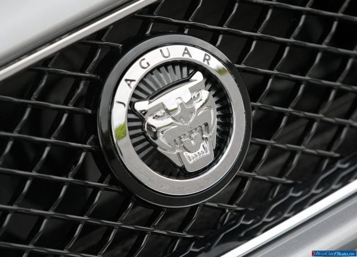 2013 Jaguar XKR Convertible - фотография 35 из 41