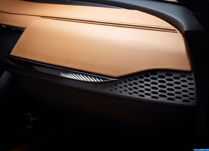 2013 Jaguar C-X17 5-Seater Concept - фотография 23 из 26